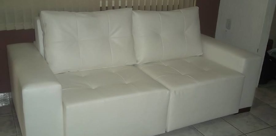 Reforma de Sofá em Tecido Courvin Branco