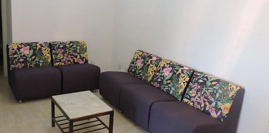 Reforma de Sofá Modulo em Tecido Impermeável Botânica Roxo e Linum Roxo