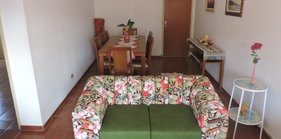 Reforma de Sofá em Tecido Impermeável Santa Marta Preto e Duna Bandeira