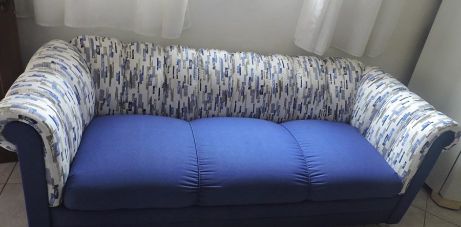 Reforma de Sofá em Tecido Impermeável  Acqua Summer Azul e Estampado