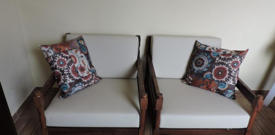 Almofadas Feita  Sob Medida para Poltronas de madeira em  Tecido Courvin Náutico